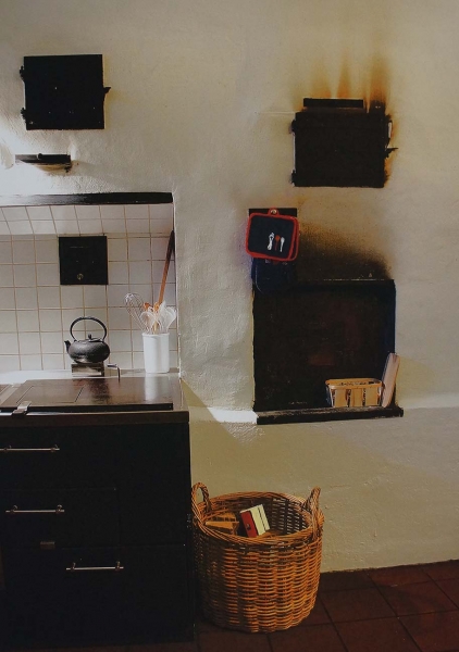 In the kitchen, no. 6(Schöntalküche), 70x50cm, 2014.jpg