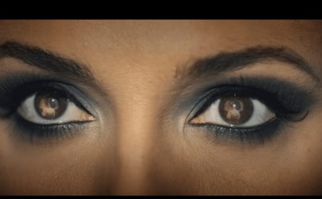 «Закрой глаза и смотри». «Арлекиниада» в Цюрихе