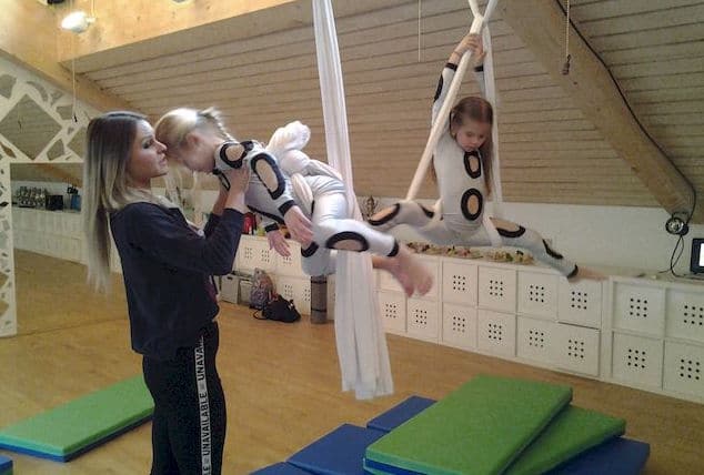 Воздушная акробатика с Наталией Макколи.