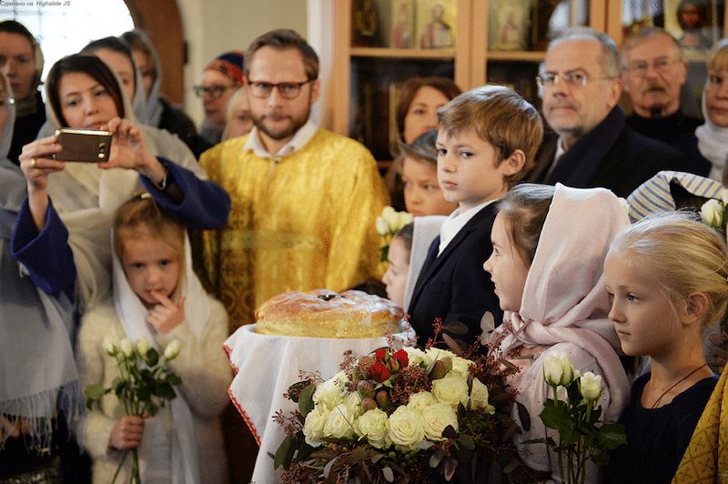 Патриарх Кирилл говорил в Цюрихе о мучениках и чествовал храмостроителей