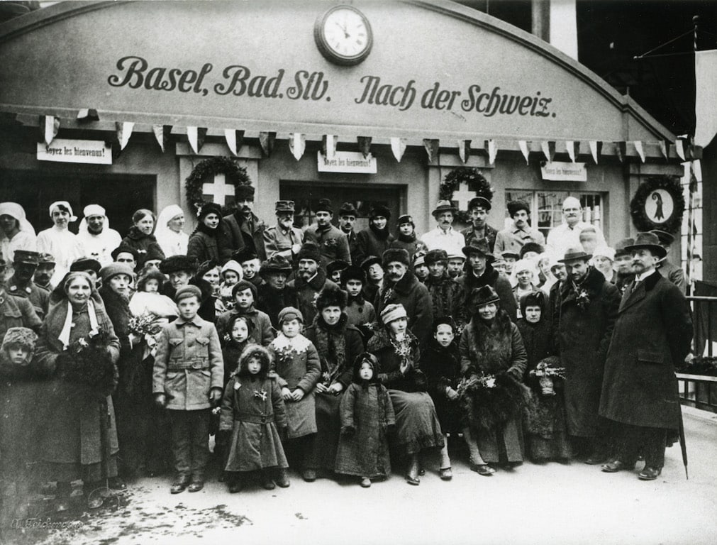 Национальный музей. На русском: Революция 1917 года. Россия и Швейцария