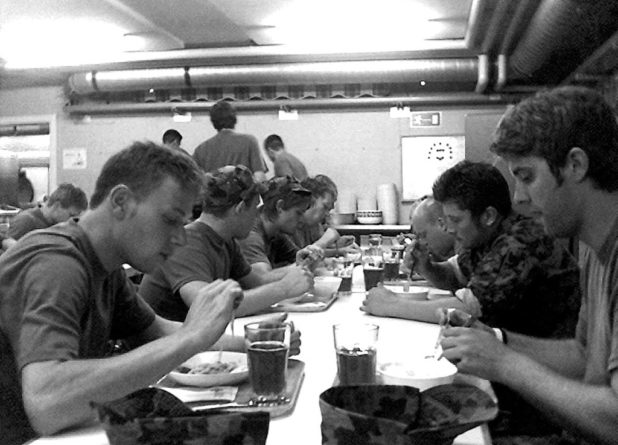 Письма из швейцарской армии (2004-2005). Меню