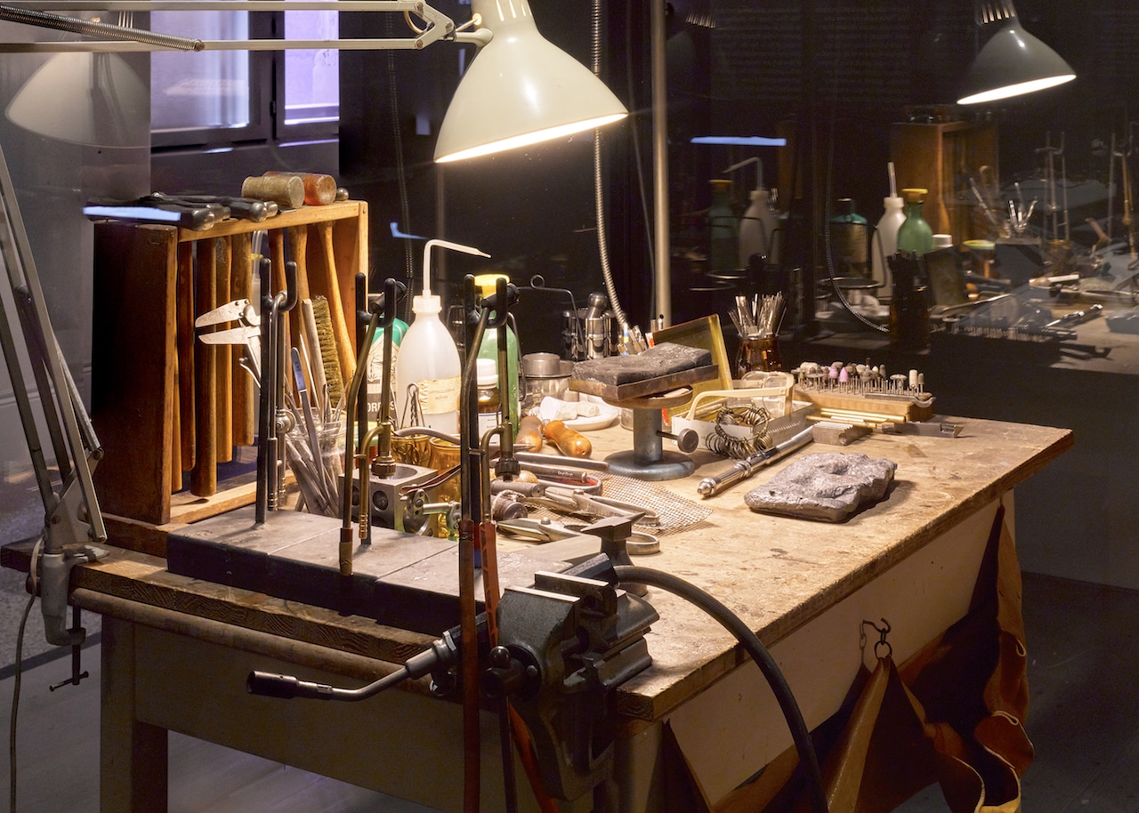 Ювелирный цех Antoinette Riklin-Schelbert. Швейцарский национальный музей