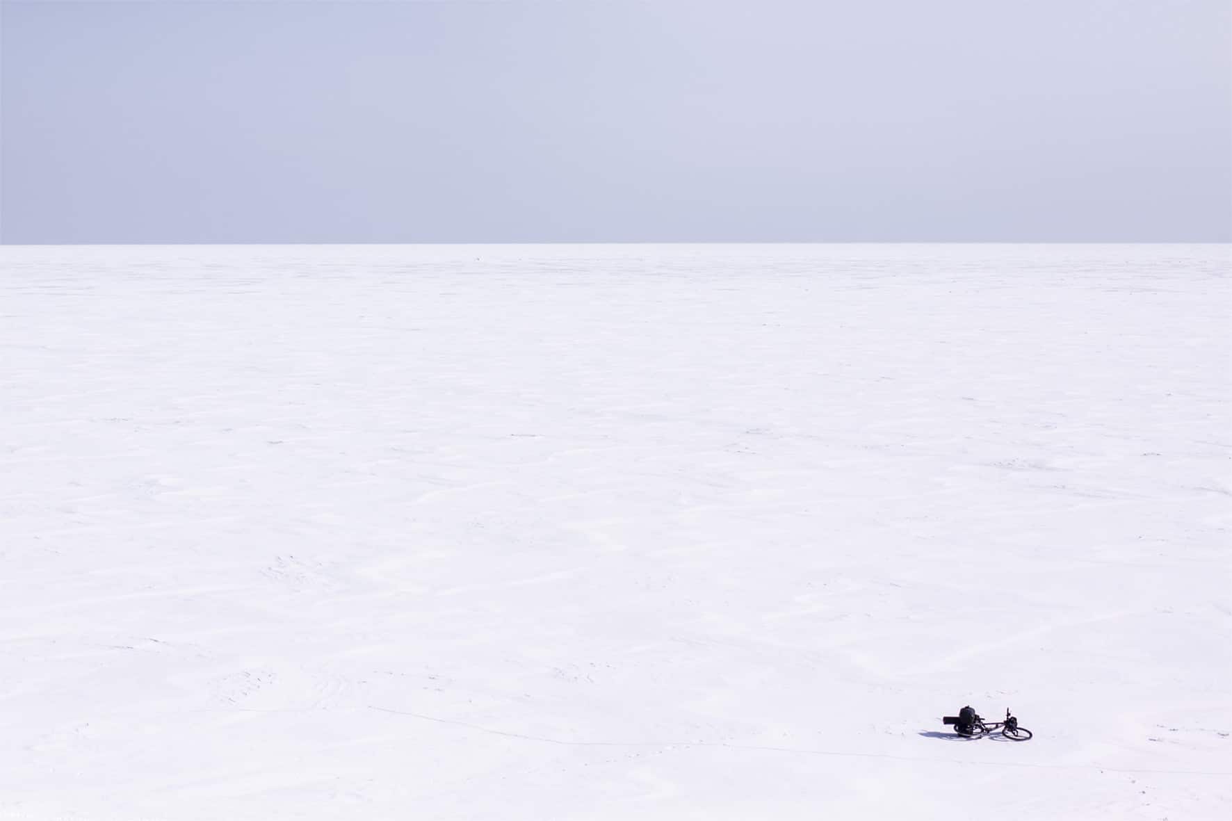 Байкал. Велосипед. Россия. (© Хольгер Фритцше)