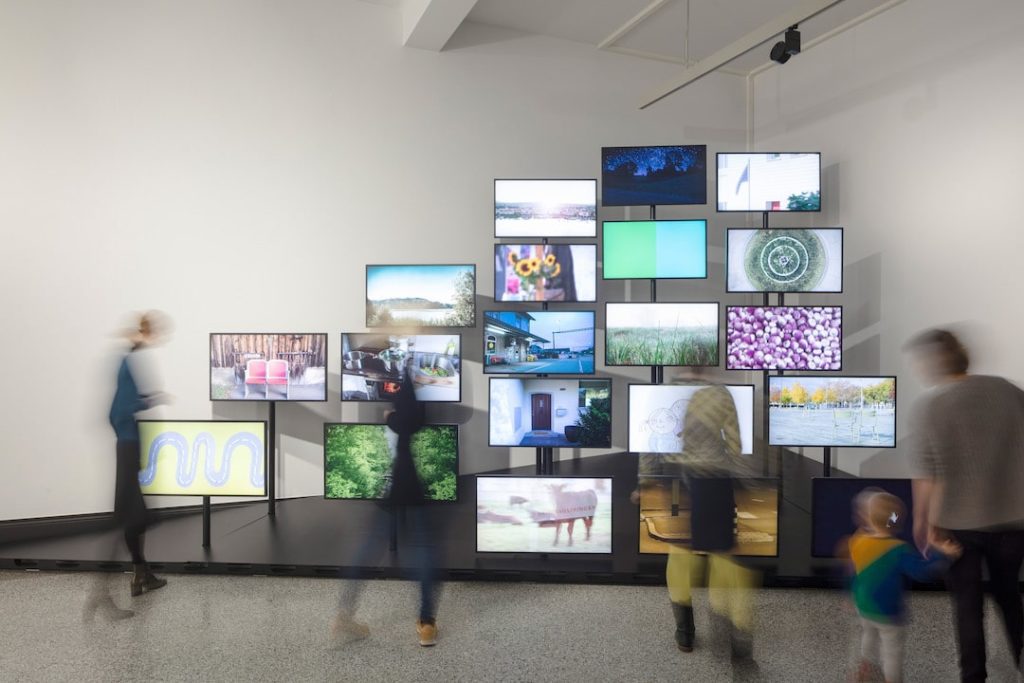 Взгляните в глаза разноликого города и кантона. (© Jan Bitter/Holzer Kobler Architekturen)