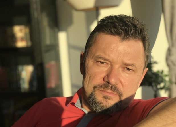 Писатель Всеволод Бернштейн: одно рукопожатие лучше тысячи лайков