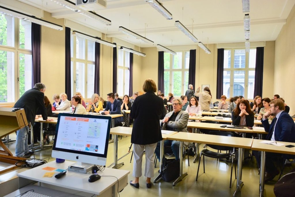 Споры, в которых рождается истина, продолжались и в свободное время. (forall.swiss)
