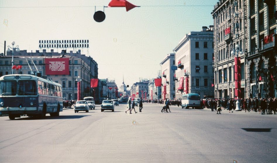 Ильма Ракуза. «Не прощаясь»