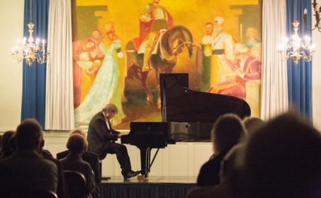 Звездная осень с фестивалем ArtDialog