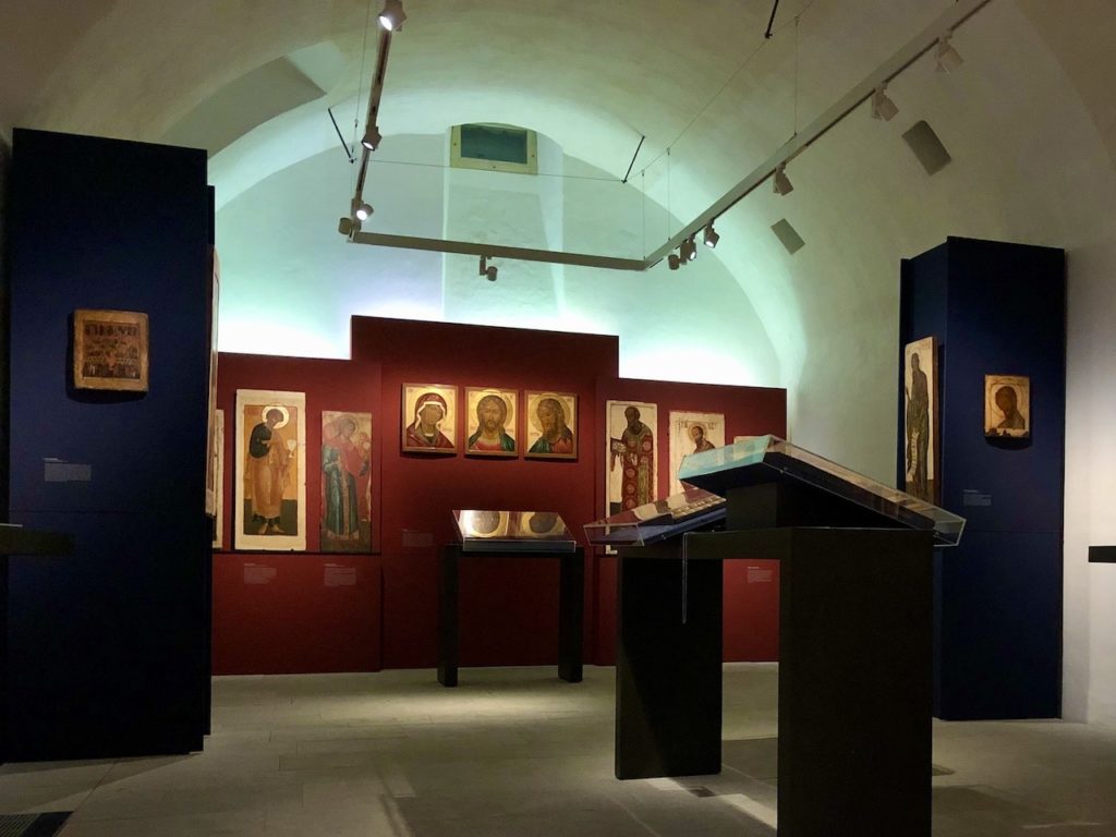 Немая проповедь православных икон в Швейцарии