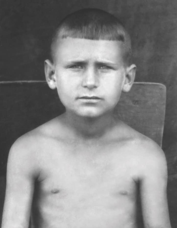 1947 год. Из личного архива Николая Эстиса.