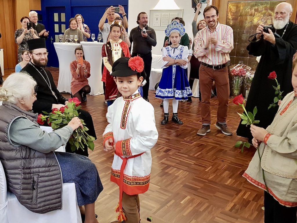 17 ноября 2019 года с прихожанами Церкви Покрова Пресвятой Богородицы в Цюрихе, где Мария Александровна Банкул многие годы служит старостой. (Franziska Rich)