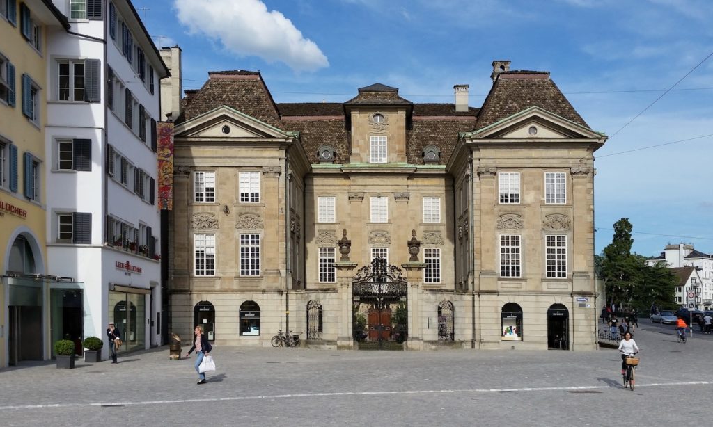 Münsterhof в Цюрихе. (© Roland Fischer, Zürich (Switzerland) - roland_zh@hispeed.ch / Wikimedia Commons, CC BY-SA 3.0)