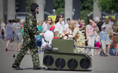 Александр Хургин. Ожидание войны