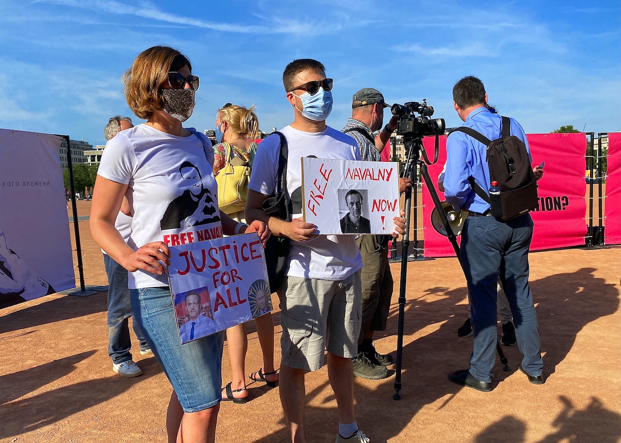 На митинге «Message to Geneva Summit: Free Navalny». Женева, 15 июня 2021 г. (© forall.swiss)