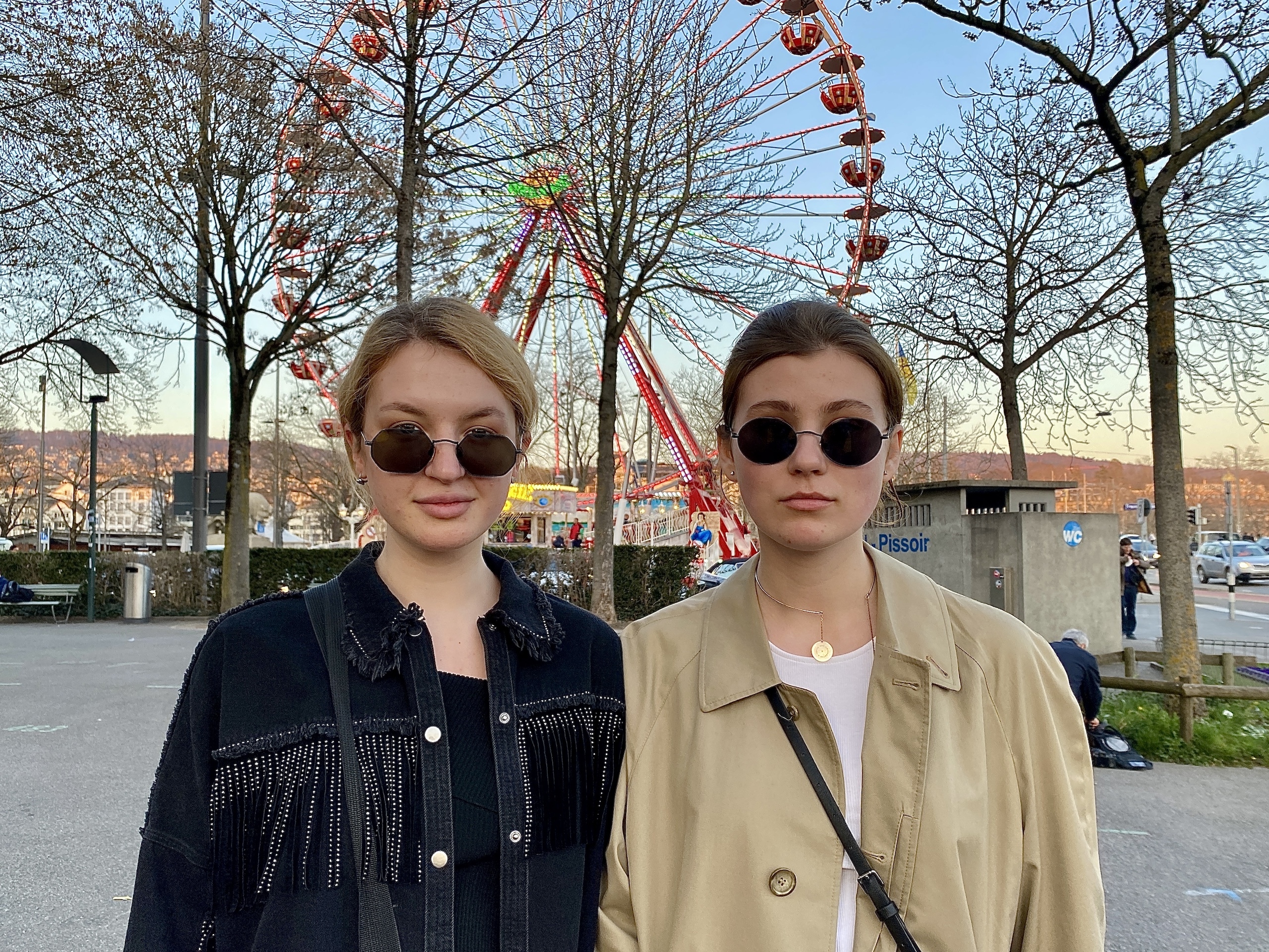 Студентки Марта и Карина приехали в Цюрих из Винницы после нападения России на Украину. 23 марта 2022 г. (© forall.swiss)