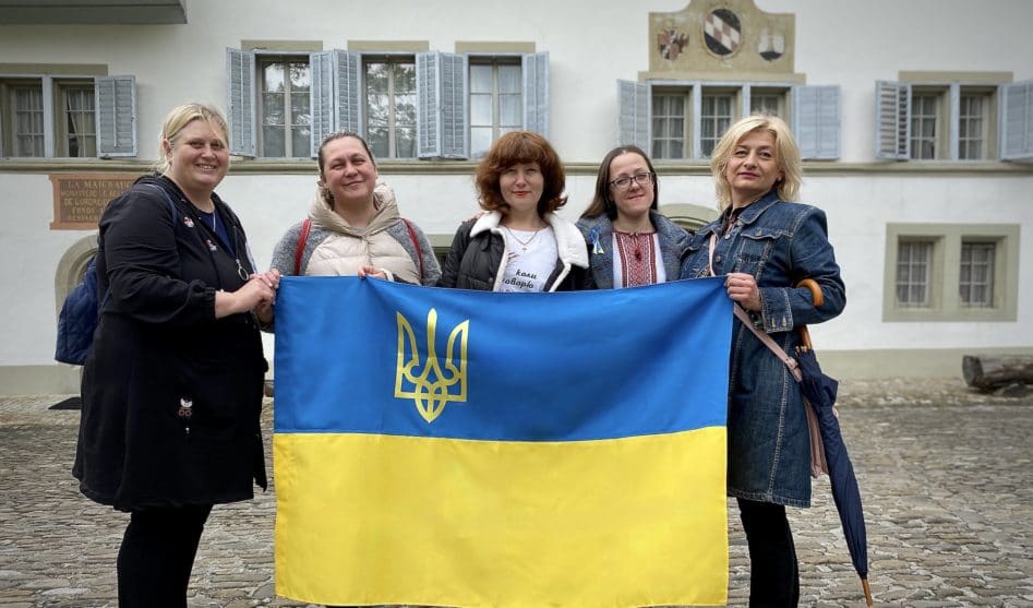 Монастырь цистерцианцев помогает украинским волонтерам