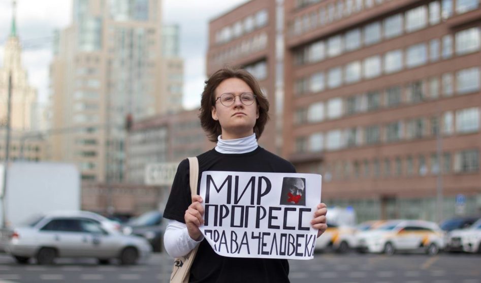 Лев Пономарев. 100 дней войны и реальный шаг к объединению