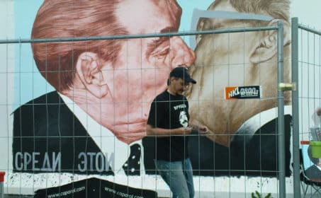 Дмитрий Врубель. Творец антитоталитарного мема