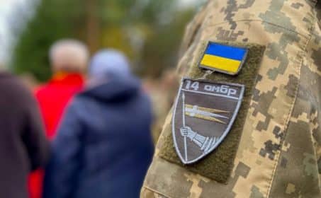 «Другие по живому следу пройдут твой путь за пядью пядь…»