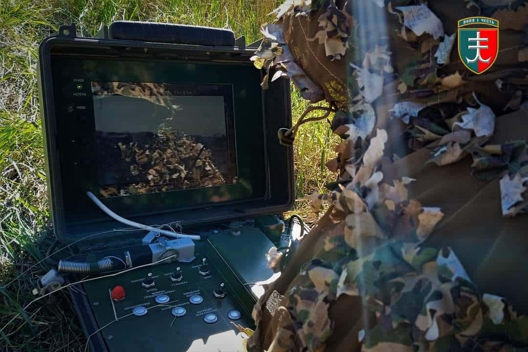 Украинская армия защищает свой народ и родную страну от российской агрессии. Демократические страны солидарны с Украиной. 23 октября 2022 г. (© Генеральный штаб ВСУ)