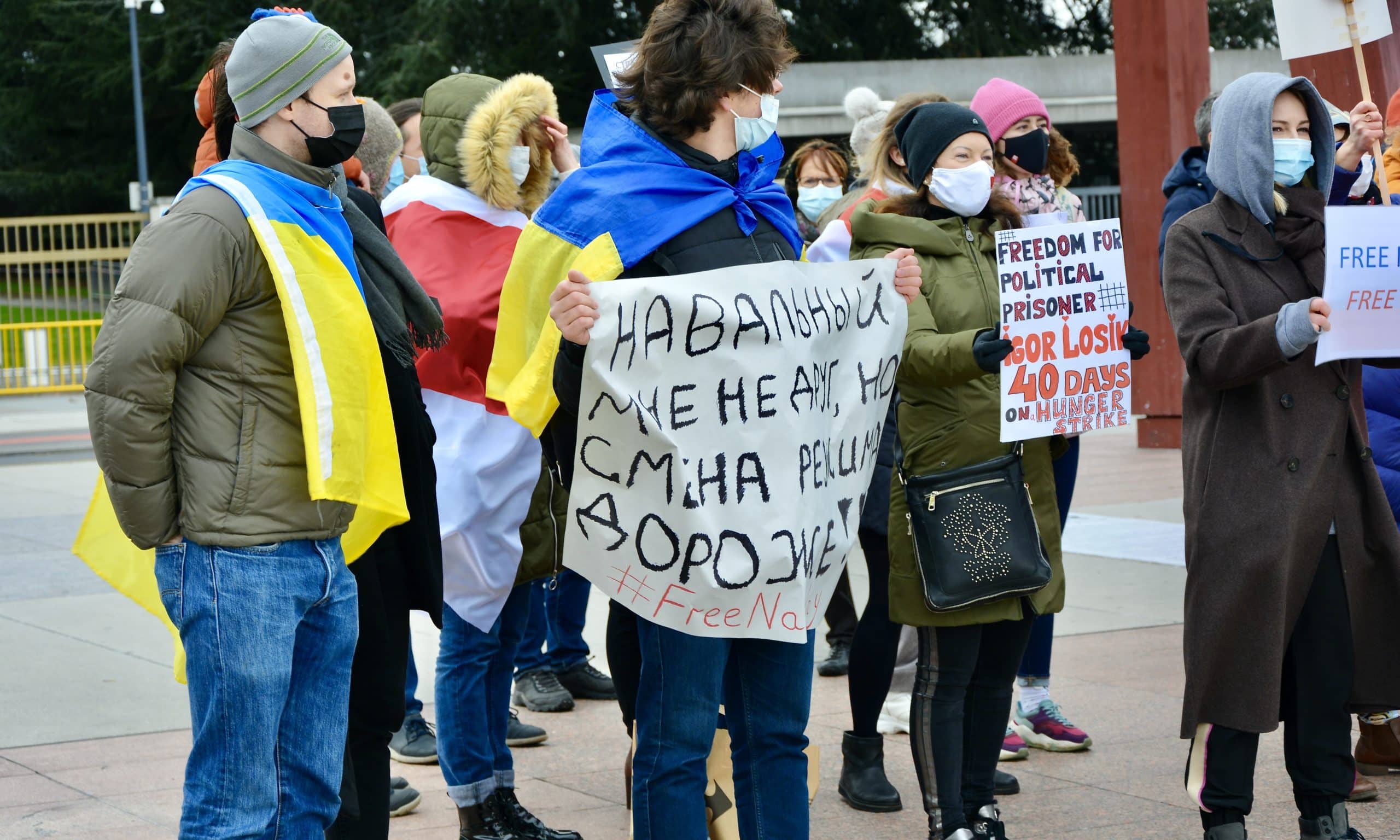 Навальному требуется помощь. Открытое письмо швейцарскому обществу