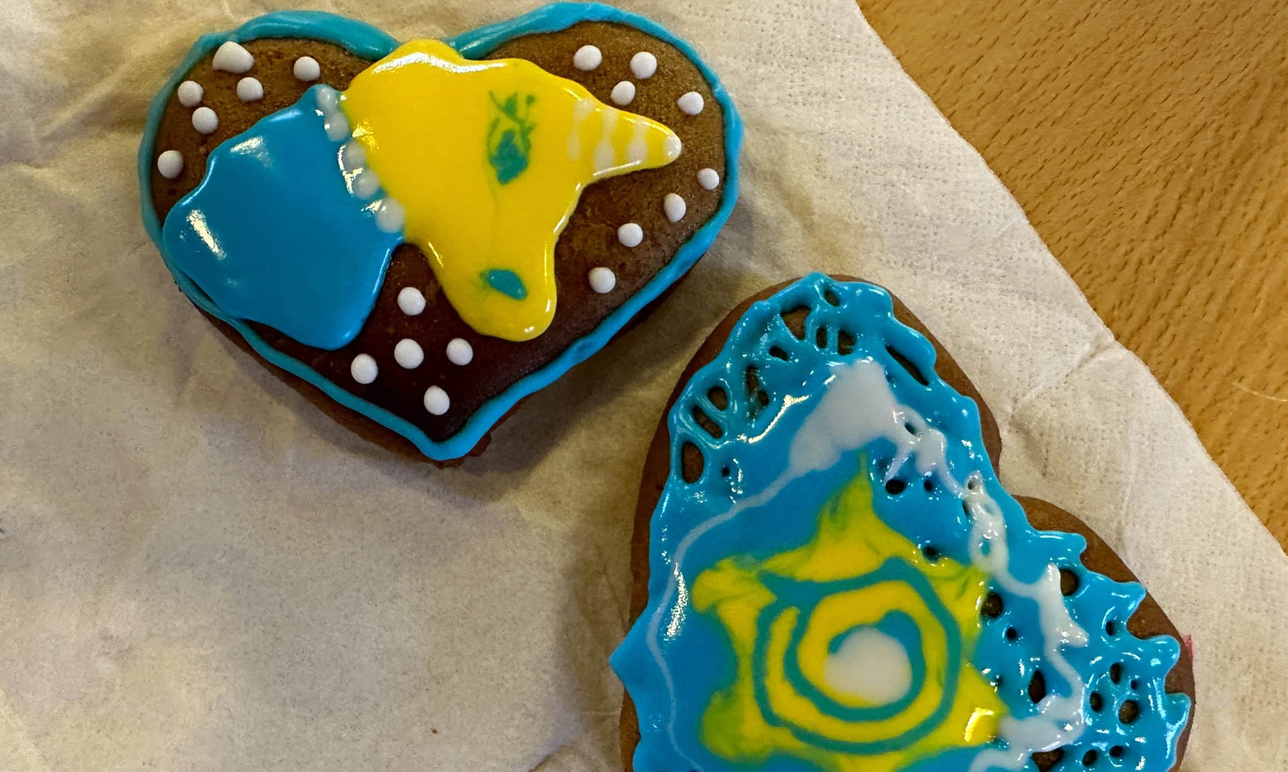 Різдвяні ласощі на радість людям. / Рождественские лакомства на радость людям. Цюрiх, 8.01.2023 (© forall.swiss)