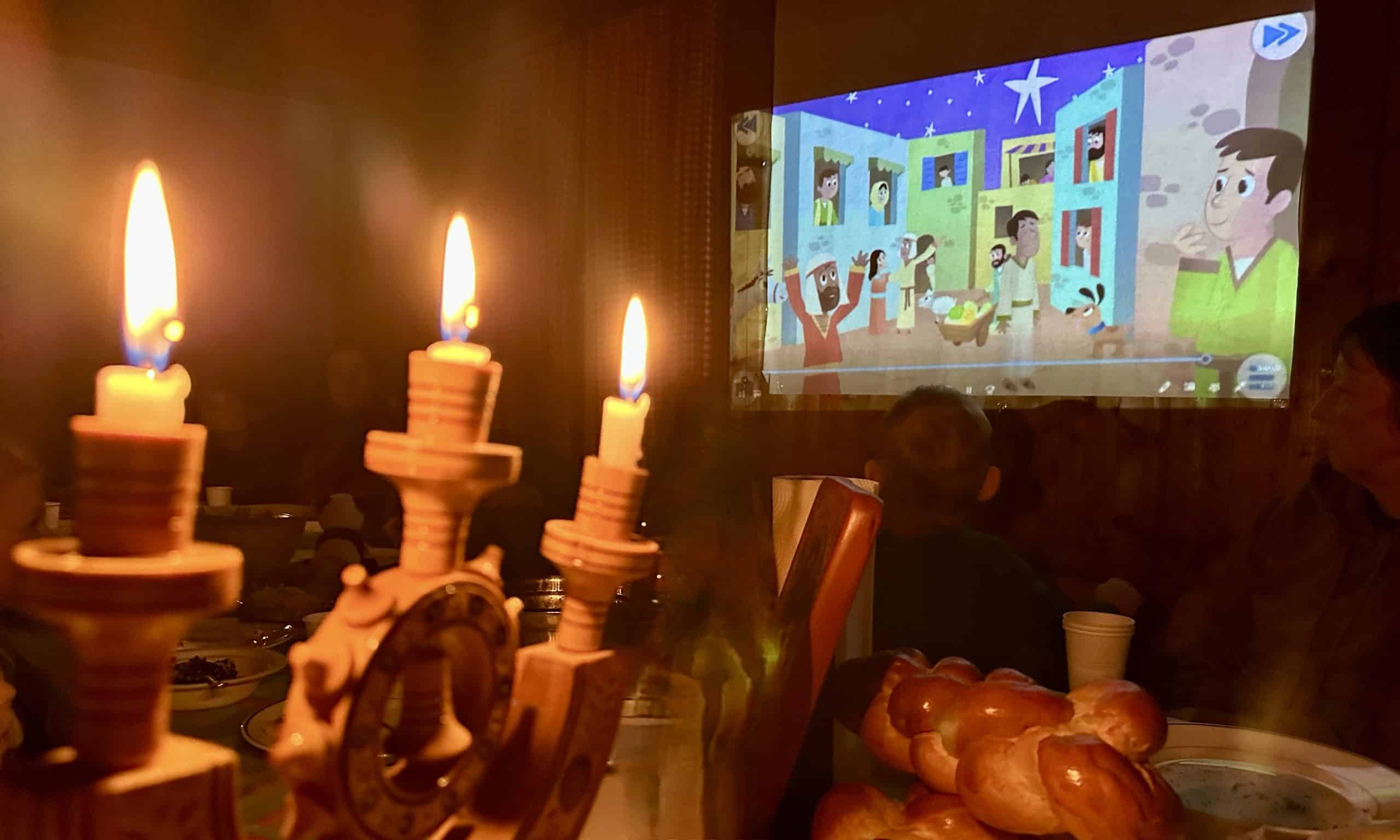 Слава вгорі, мир на землі, в людях добра воля!