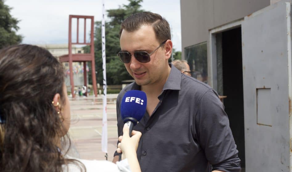 Макет ШИЗО Навального на Площади Наций в Женеве