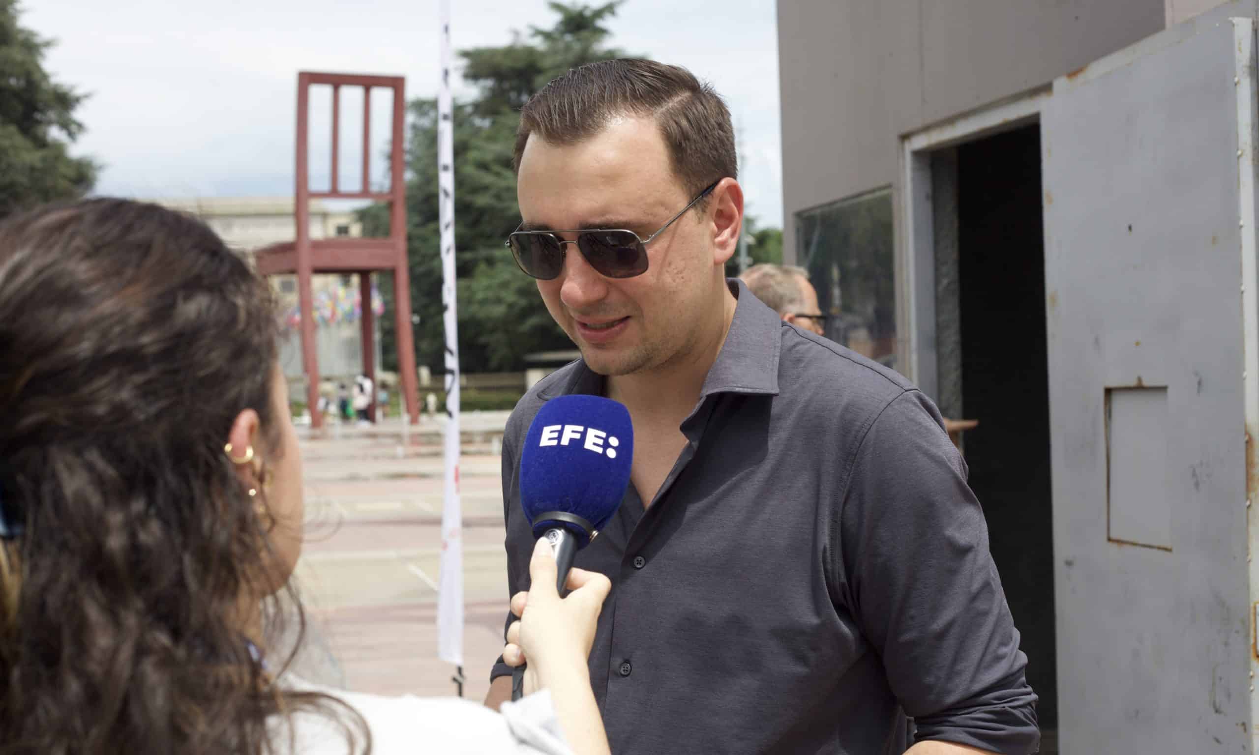 Макет ШИЗО Навального на Площади Наций в Женеве