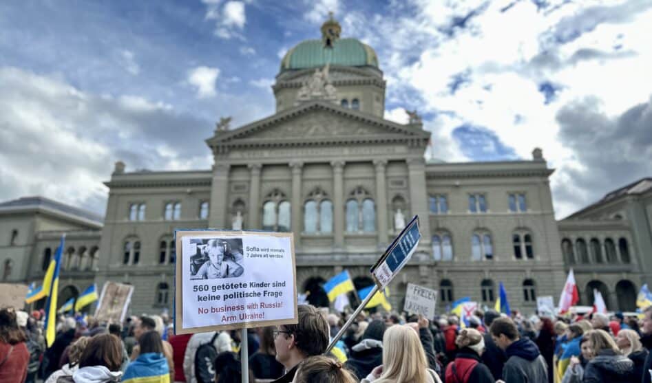 Как два года войны в Украине повлияли на политику Швейцарии