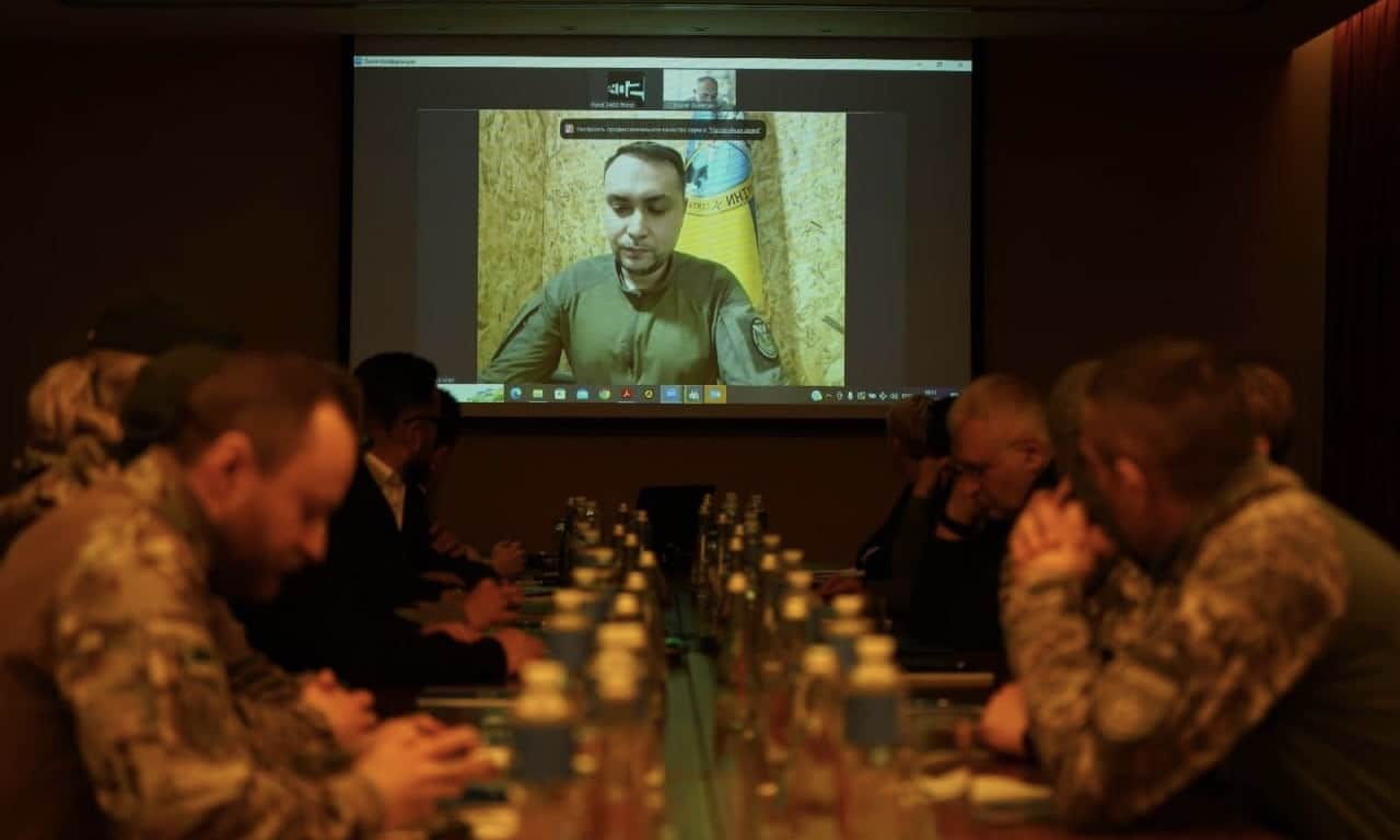 На Форуме поддержки российских добровольцев выступил начальник Главного управления разведки Министерства обороны Украины Кирилл Буданов. Киев, 17 марта 2024 г. (© t.me/fund_24_02)