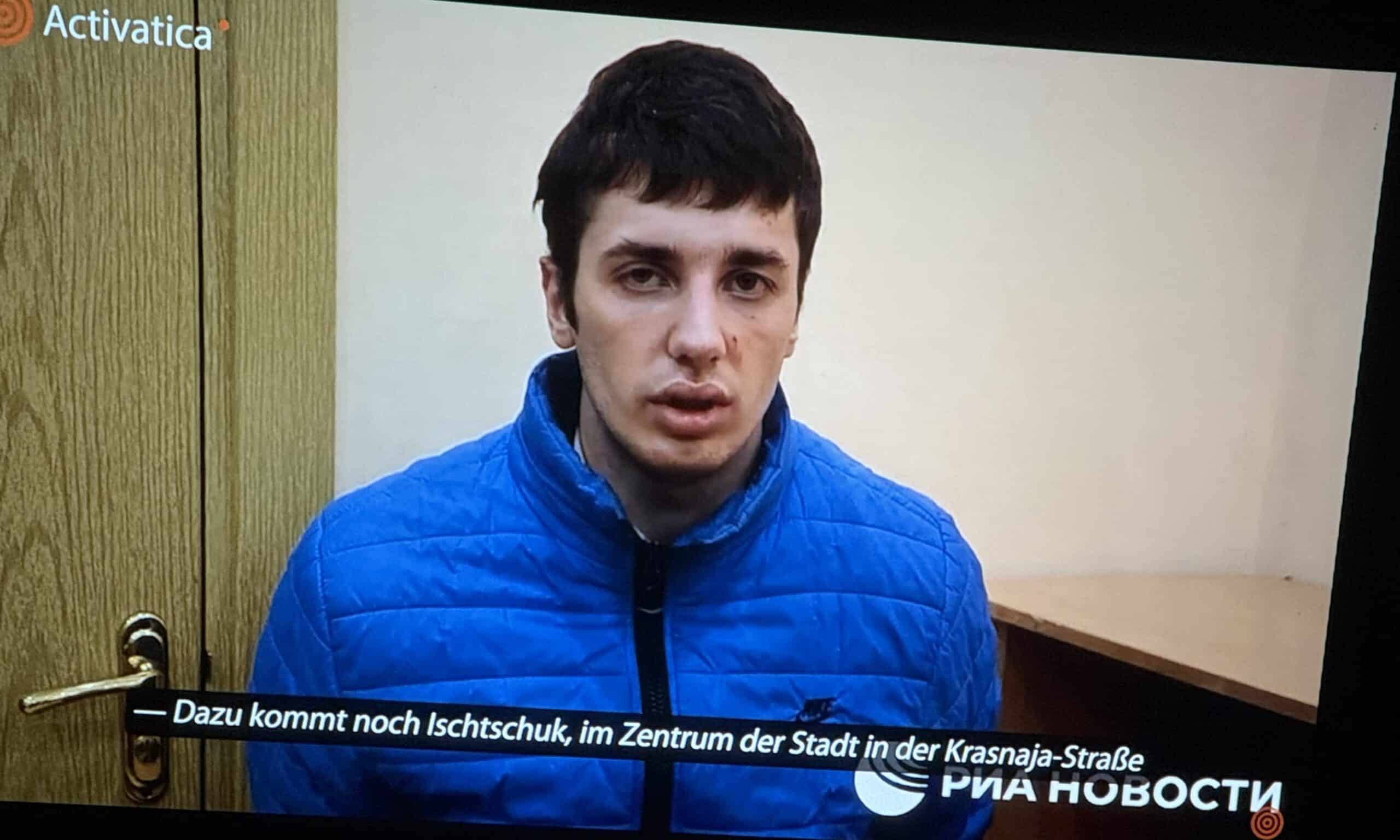 22-летнего Дамиана Омельяненко схватили 16 ноября 2022 года в оккупированном российскими войсками Бердянске. В течение более чем двух лет он был заключенным тюрем в Бердянске, Симферополе, Краснодаре, Ростове-на-Дону, с апреля его удерживают в тюрьме Таганрога. На просмотре фильма «Узники». Цюрих, 11 декабря 2024 г. (© forall.swiss)