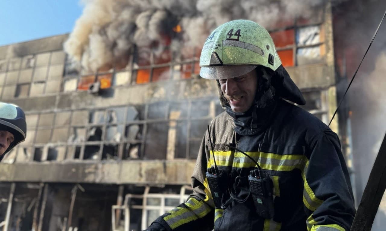 В ночь на 10 июля Россия атаковала Украину с неба почти десять часов. Киев (© The official channel of the President of Ukraine Volodymyr Zelenskyy)