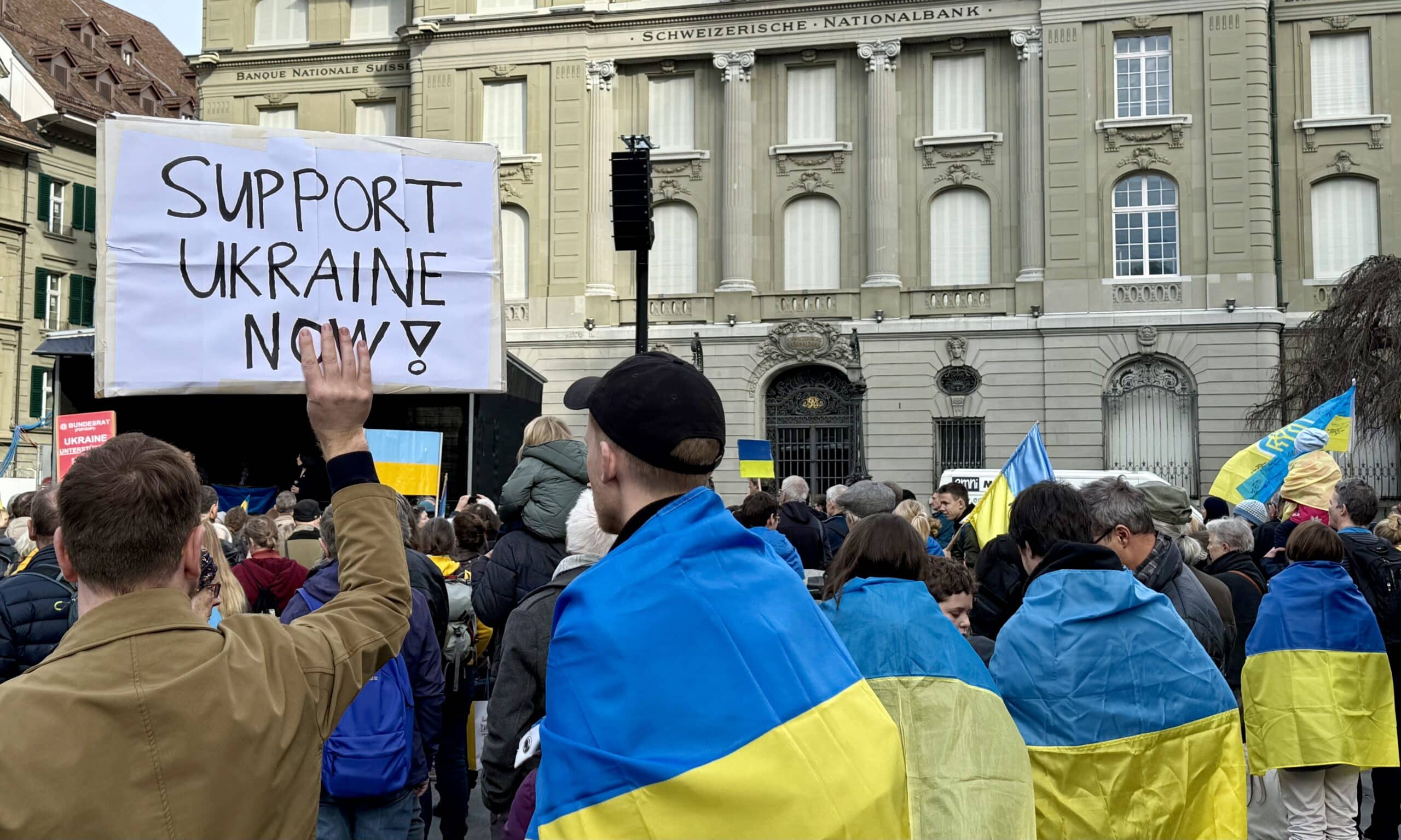 Митинг в Берне в третью годовщину войны России против Украины. 22 февраля 2025 г. (© forall.swiss)