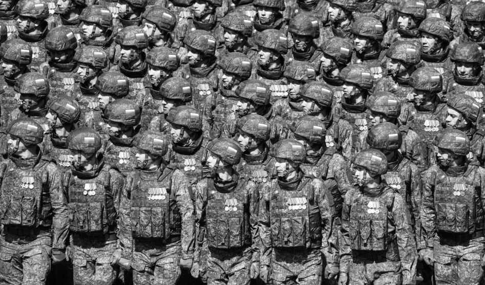 Жертвы и зрители войны. Евгений Добренко – об экономике пацифизма