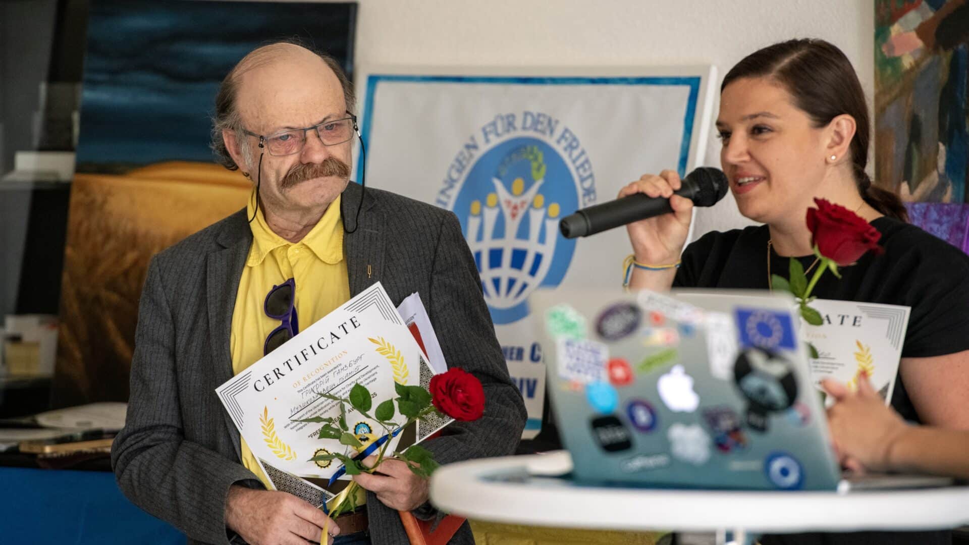 Григорий Ганзбург на церемонии ко Дню Независимости Украины. Швейцария, 23 августа 2025 г. (© Samuel Etzensperger / Herz2Herz)
