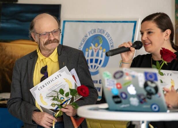 Музыковед Григорий Ганзбург: «Слушать Шуберта дома и в бездомье»