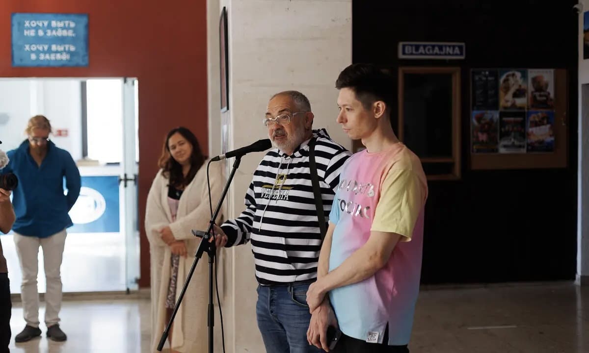 Марат Гельман и Philippenzo. X форум свободной культуры СловоНово. Тиват, Черногория. 6-11 октября 2025 (© Алексей Леняшин / slovonovo.me)