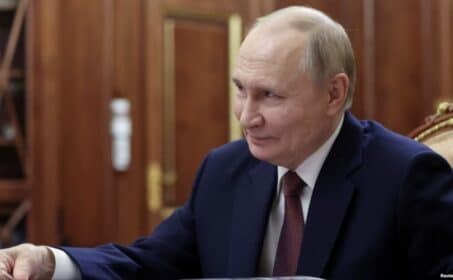 День языков народов России на фоне их демонстративного удушения