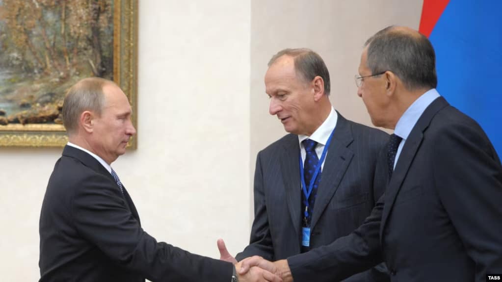 Россия по наследству. Как элита передает страну детям?