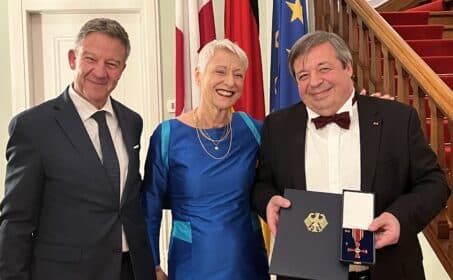 Мосты из музыки: почему Германия наградила украинского пианиста