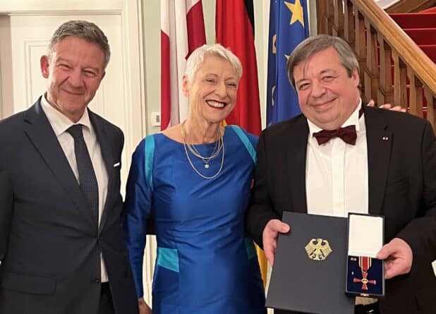 Мосты из музыки: почему Германия наградила украинского пианиста