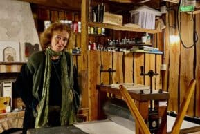 Екатерина Марголис. «Слова имеют значение, даже когда жужжат дроны»