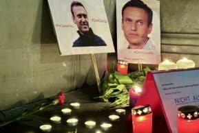 Борис Бондарев. «Искренне горюет тот, кто горюет без свидетелей»